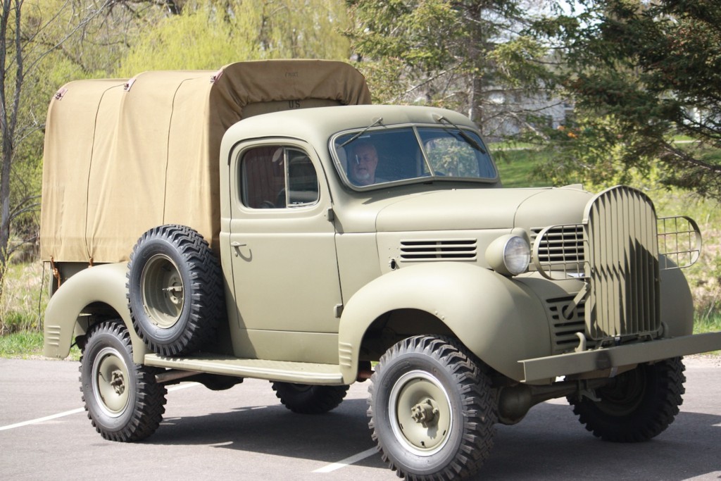 194020-20VC320Weapons20Carrier20Dodge20truck.jpg